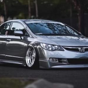 Meet your Posher, Aaron